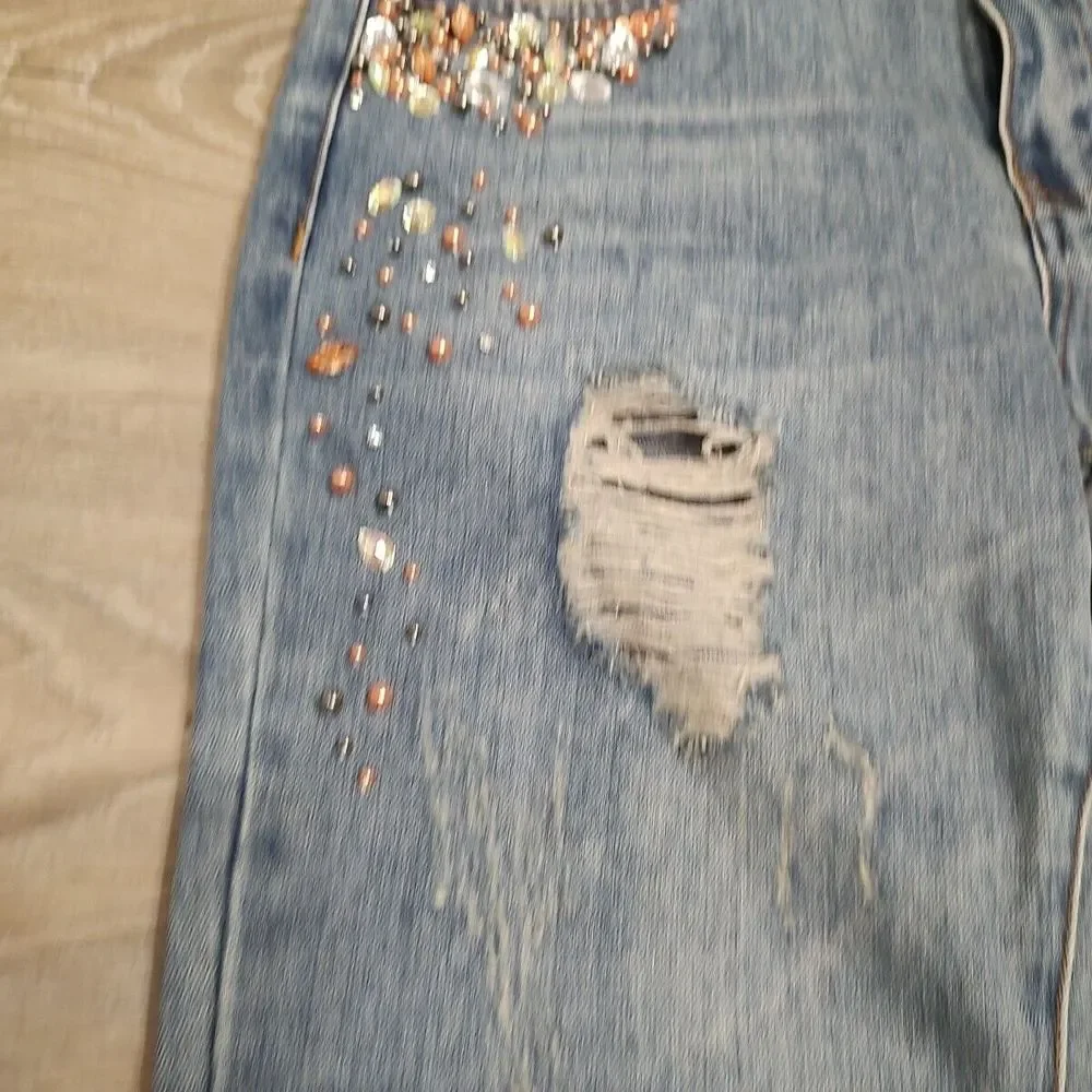 Signature Eight Women's‎ Jeans Sz Small Blue Denim Distressed Embellished TWEE